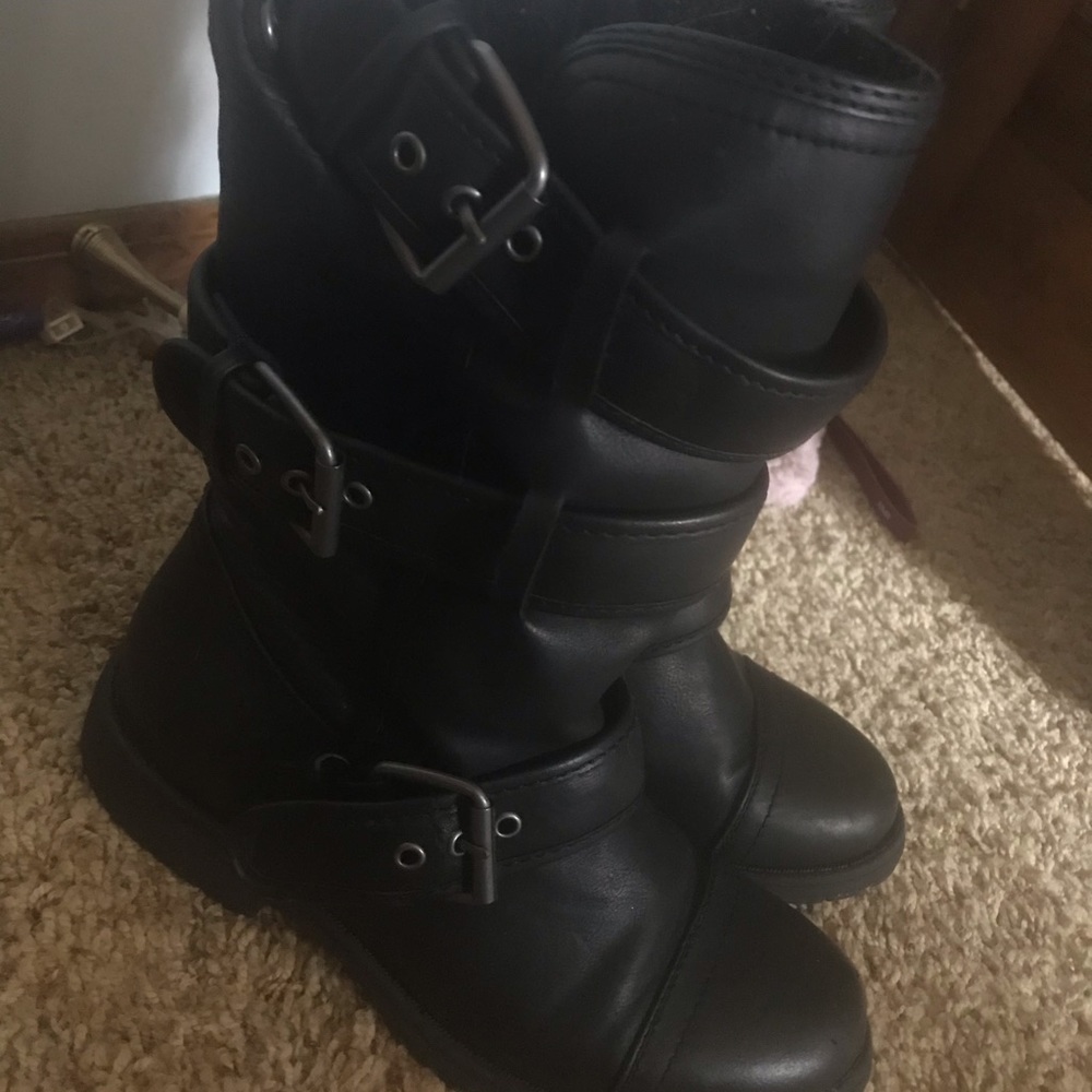 Roxy buckle boots